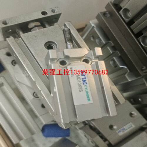 【荣强工控】台湾亚德客自由安装型气缸MD10X5S，MD6X30S实物图