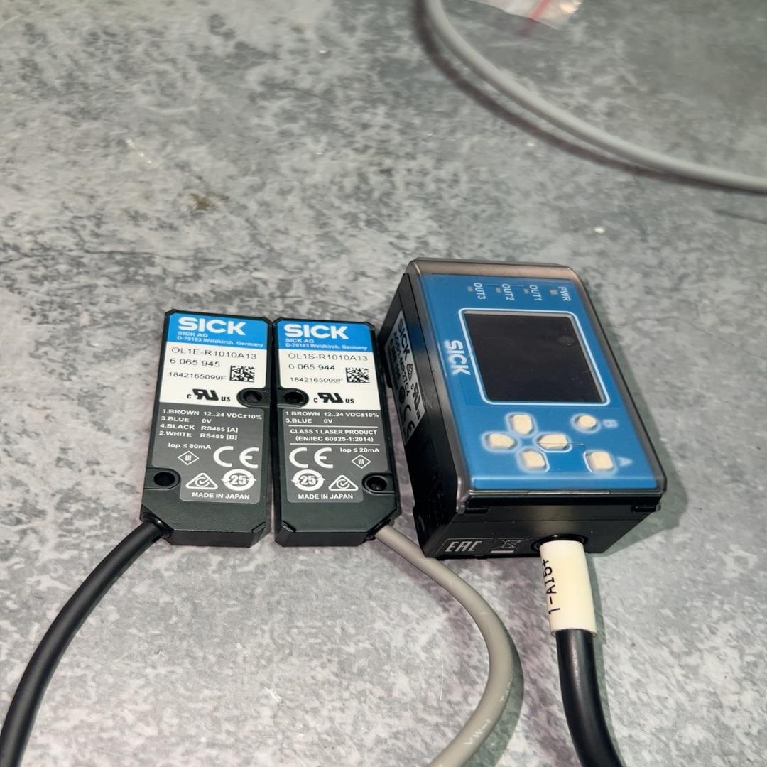 [德峰]西克位移测量传感器AOD1-MR27C4  OL1E-R10