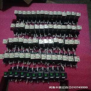 RXM2LB2BD继电器图片为 成色亮无划