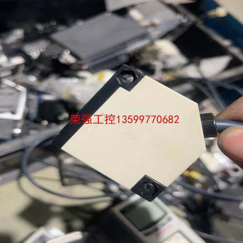 【荣强工控】欧姆龙E3JK-DS30M1 光电开关传感器