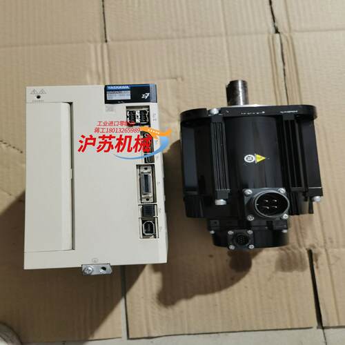 安川7系伺服2KW两套，驱动器型号SGD7 S-180A
