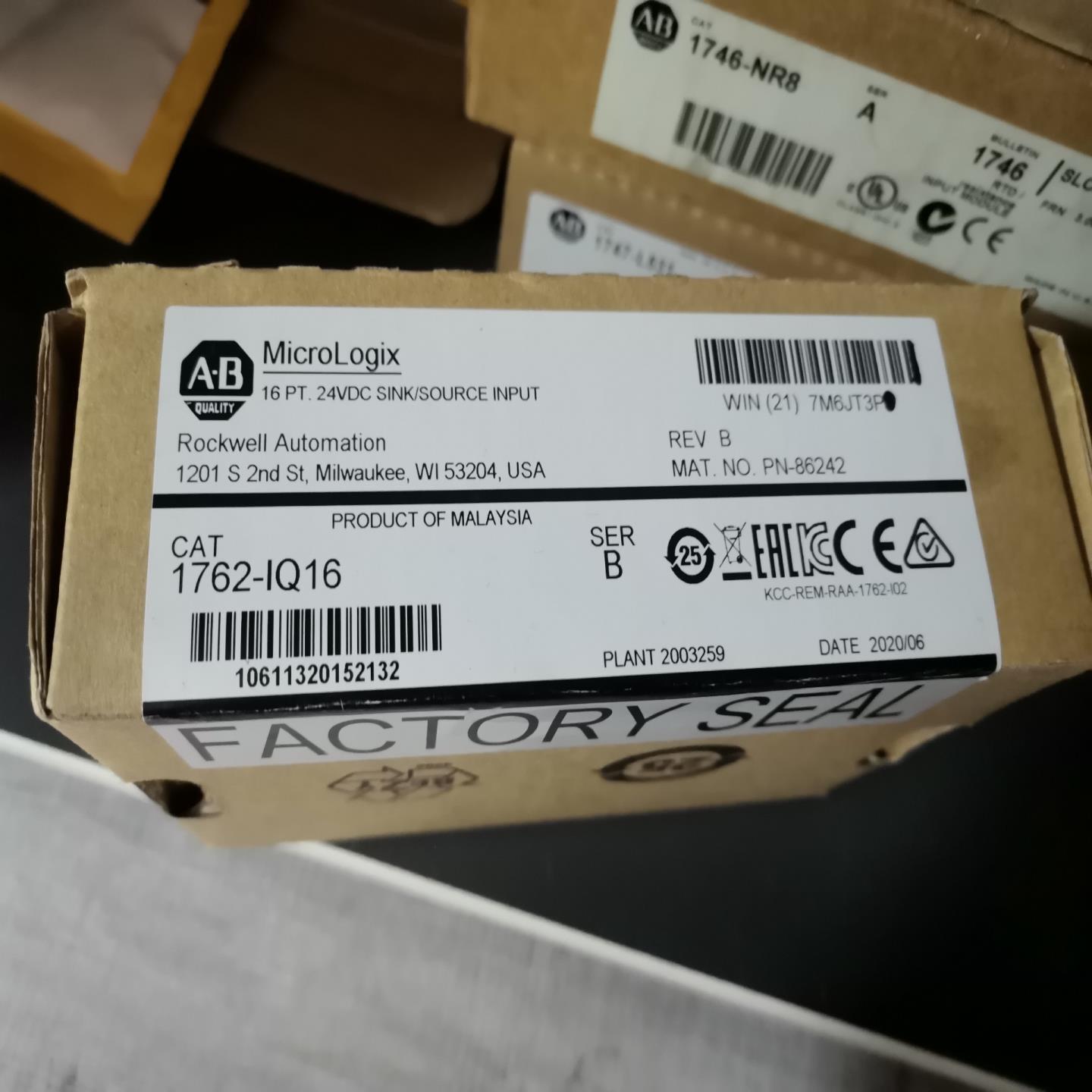 1762-IQ32  全新原装正品