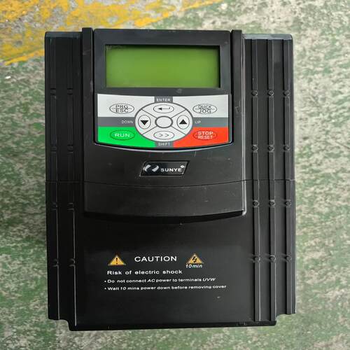 日业变频器CM530H一4T7R5GB/9R0PB，7.5K