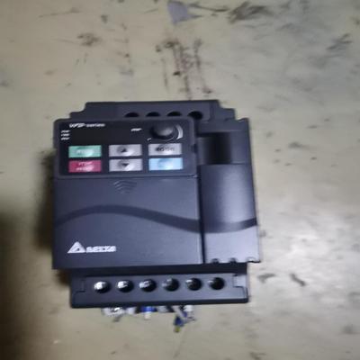 [德峰]台达变频器，VFD022E21A，实物拍摄，功能包好，成色不