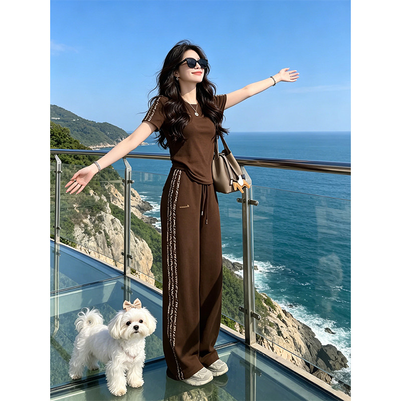 2026夏季新款女士时尚简约套装T洋气豹纹条纹阔腿直筒裤两件套潮