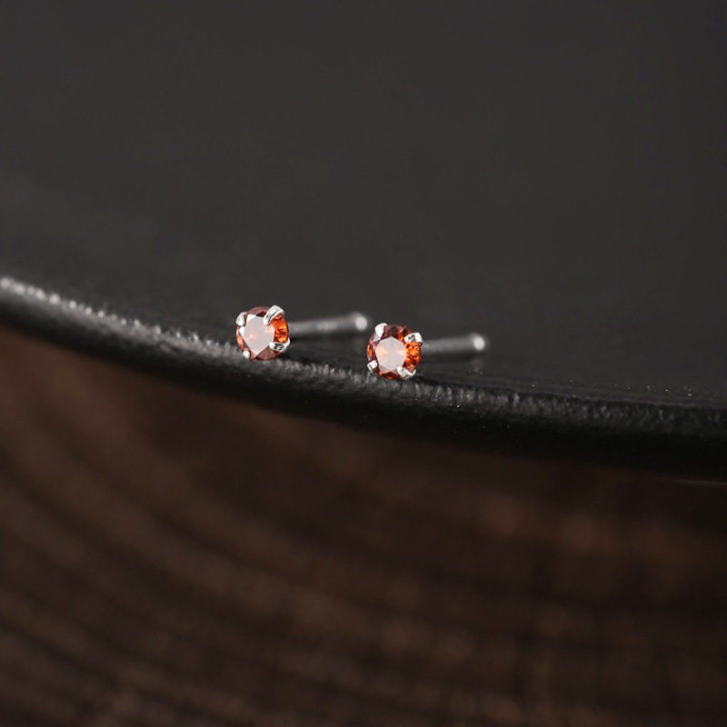  精致红色锆石纯银耳钉女小众设计简约耳饰 925银针防过敏百搭,饰品/流行首饰/时尚饰品新,耳钉,淘宝优惠券,粉丝福利购,淘宝优惠卷