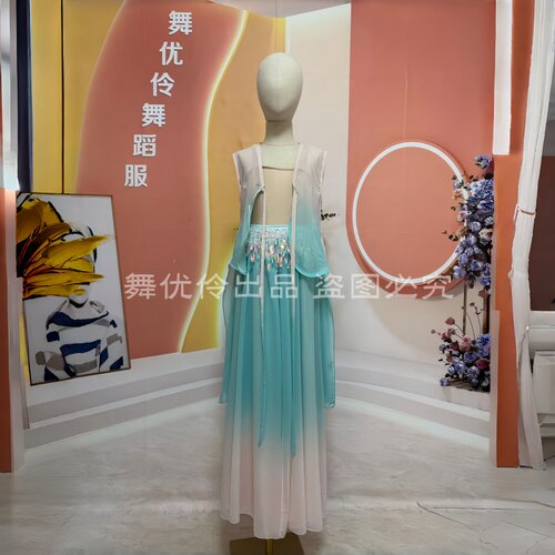 《鸾月》同款古典舞表演服定制