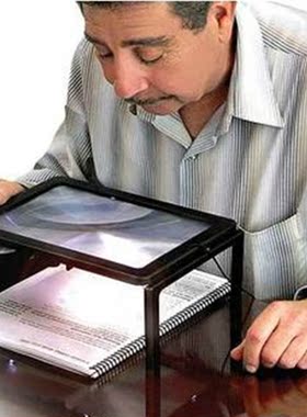 The Elderly A4 Size Desk Type Reading Loupe Magnifying Glass