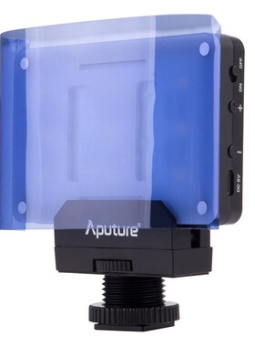 Aputure AL M9 LED Video Light pockable TLCI/CRI 95  on came