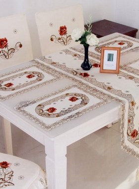 2 Pieces Simple Design Table Runner Flag Shaped Embroidered