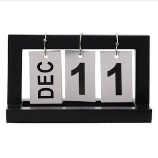 Vintage Wooden Perpetual Flip Desk Calendar Table Display