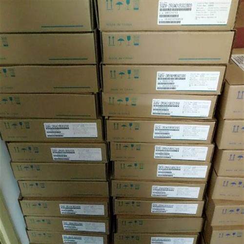 议价SGD7S-R70A00A  安川50w驱动器,全新库存质保一年!