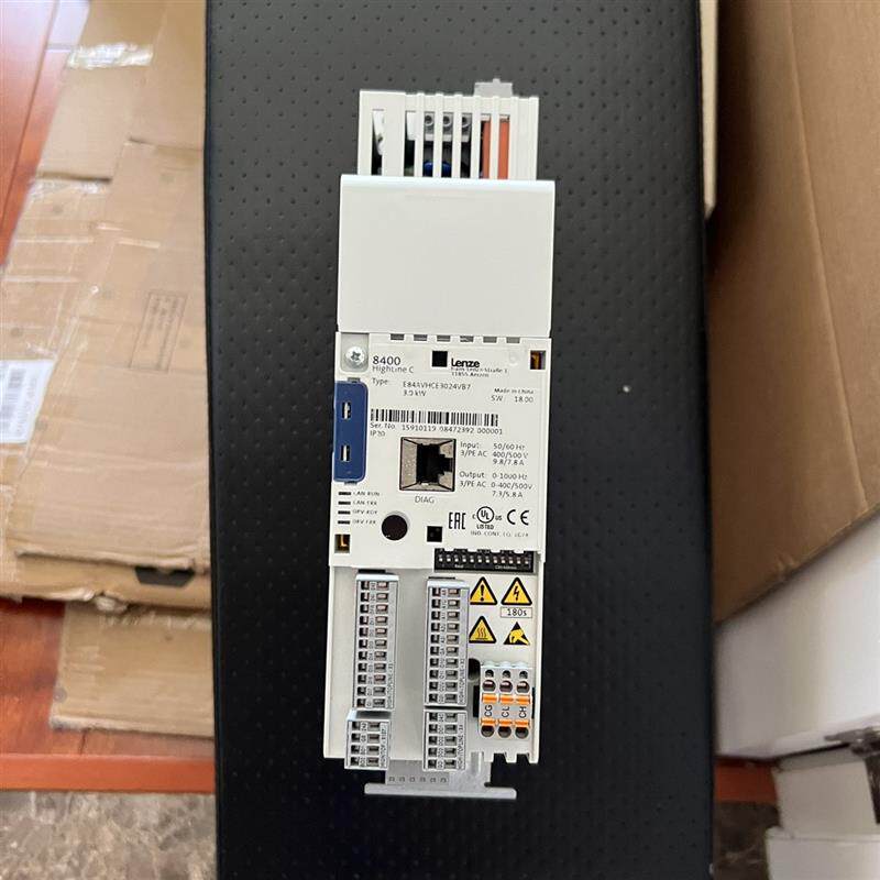 议价原装拆机九五新伦茨8400变频器E84AVHCE3024VB7,3KW现货议价