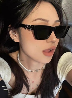 jennie同款方形猫眼墨镜