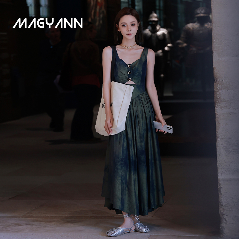 【墨染】Magyann设计师2025夏优雅风复古水墨晕染弧形下摆吊带裙