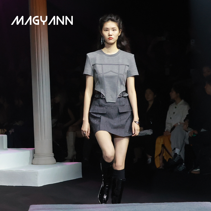 【时装周】Magyann漫游•设计师原创时髦感交叉双腰带半裙短裙女