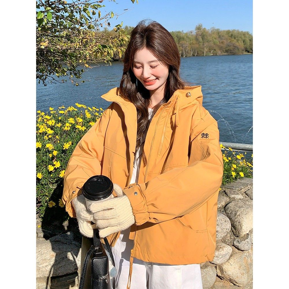 黄色户外休闲冲锋衣羽绒服女2025冬季新款小个子短款白鸭绒厚外套,女装/女士精品,羽绒服,淘宝优惠券,粉丝福利购,淘宝优惠卷