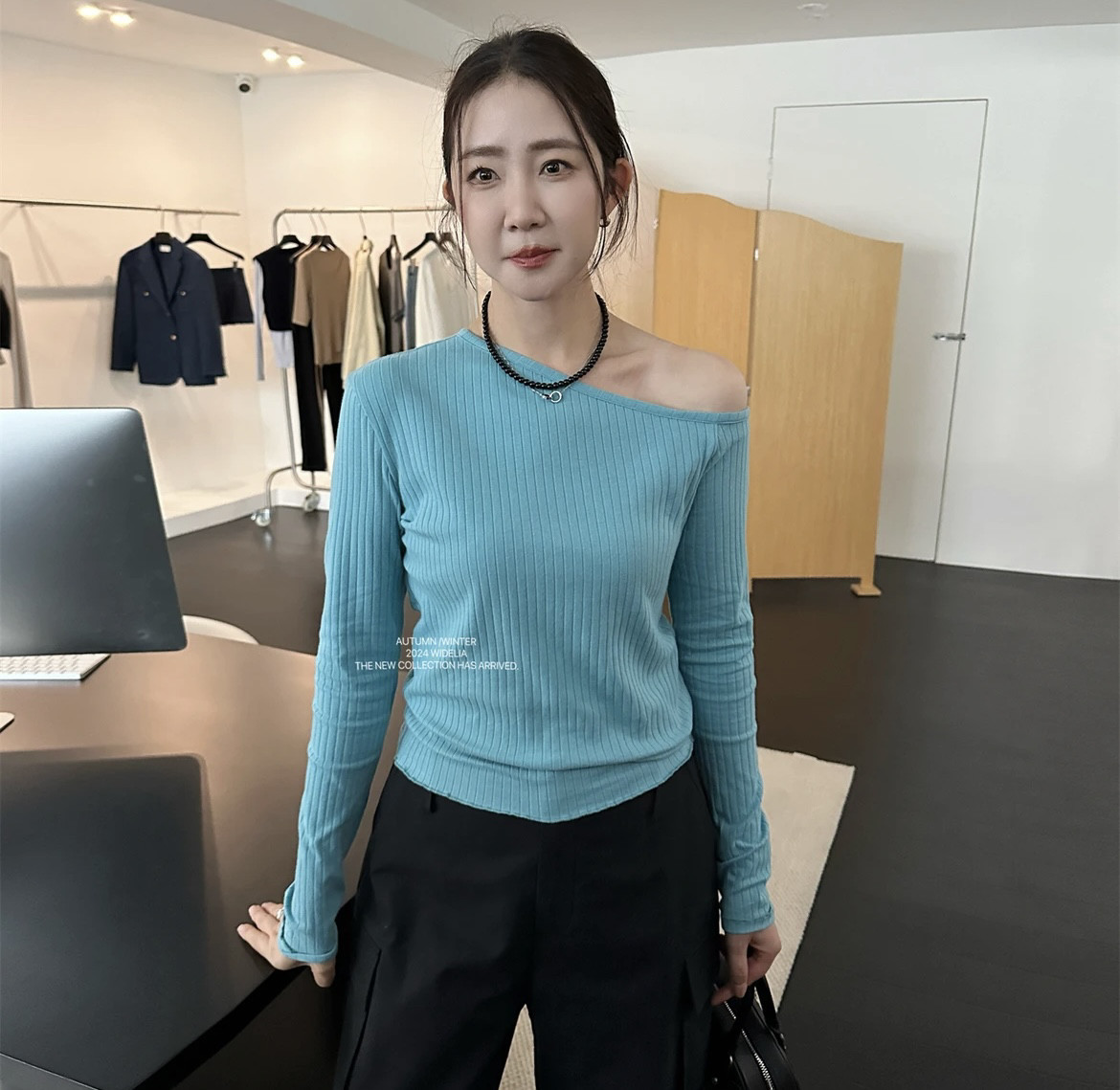 2024widelia秋冬新款洋气不规则修身露肩长袖针织衫打底衫803999图片