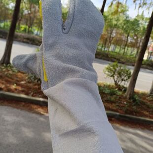劳保牛皮三指五指电焊手套、耐高温、耐磨、加厚帆布、江南厂专用