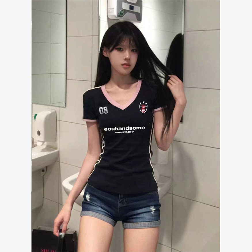 NOAHWASSUP复古辣妹V领