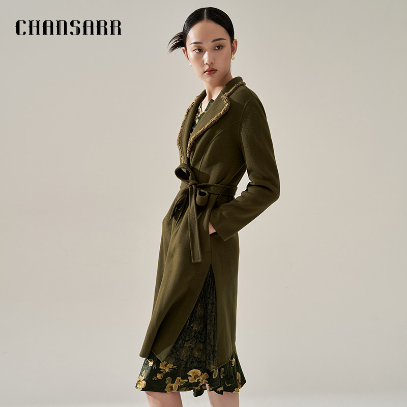 香莎CHANSARR 复古气质军绿双排扣大衣 蕾丝拼接开叉中长款外套