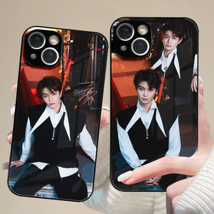 丁禹兮街头酷帅拼图手机壳适用苹果17promax全包荣耀500华为P80pr