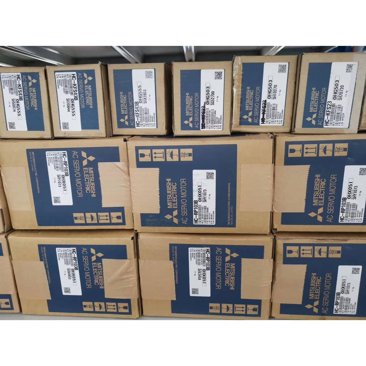 三菱伺服电机HG-RR103 RR103B RR153 RR153B RR203 RR353 RR503B