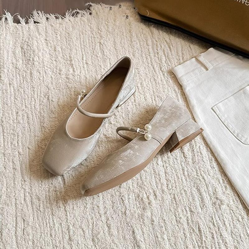 香港新中式国风休闲玛丽珍鞋女2025夏季新款晚晚鞋配旗袍低跟单鞋