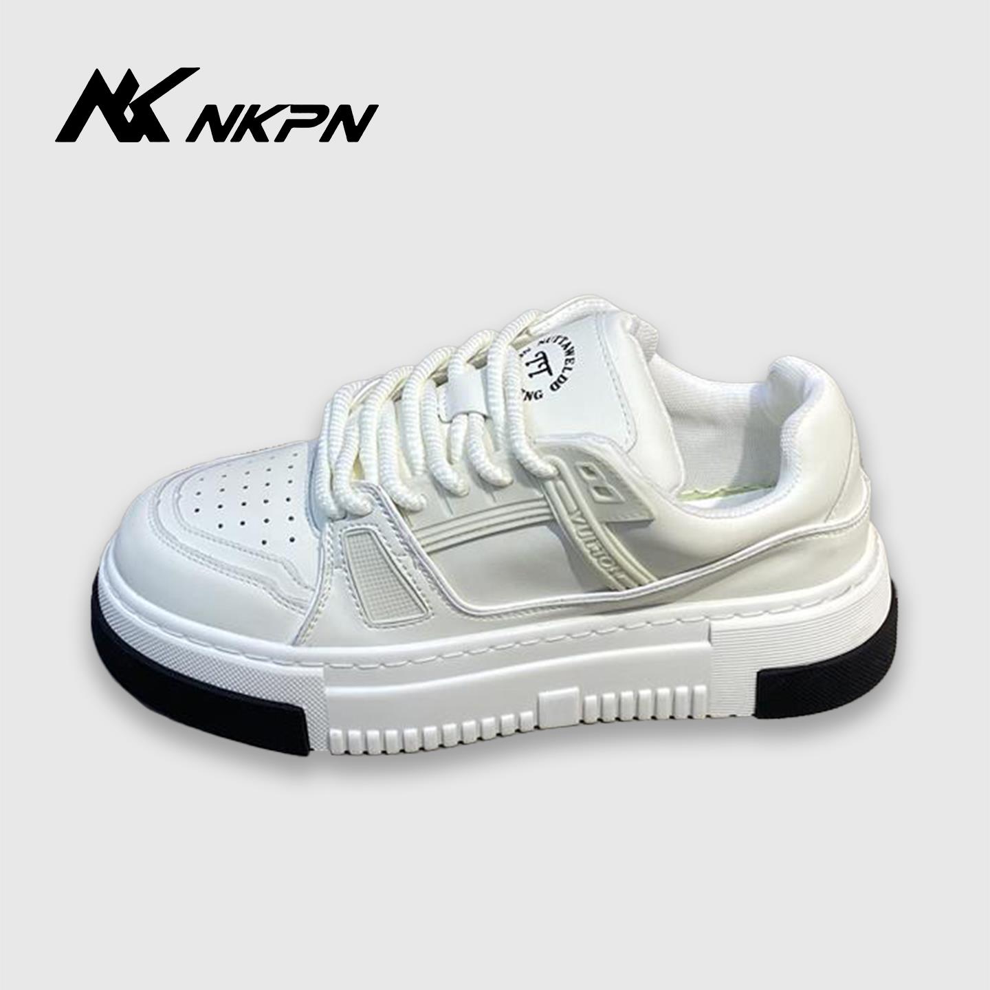 男士小白鞋2025秋季新款透气百搭真皮厚底轻便潮流休闲运动板鞋子