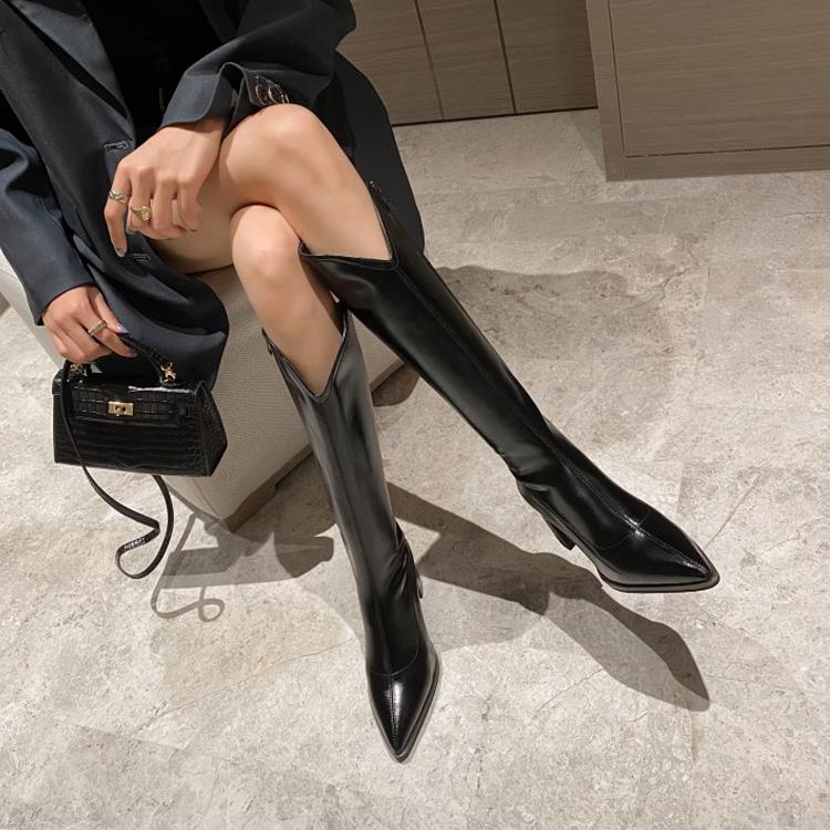 A.D Hepburn粗腿长靴女秋冬不过膝大筒围尖头高跟v口骑行靴长筒靴