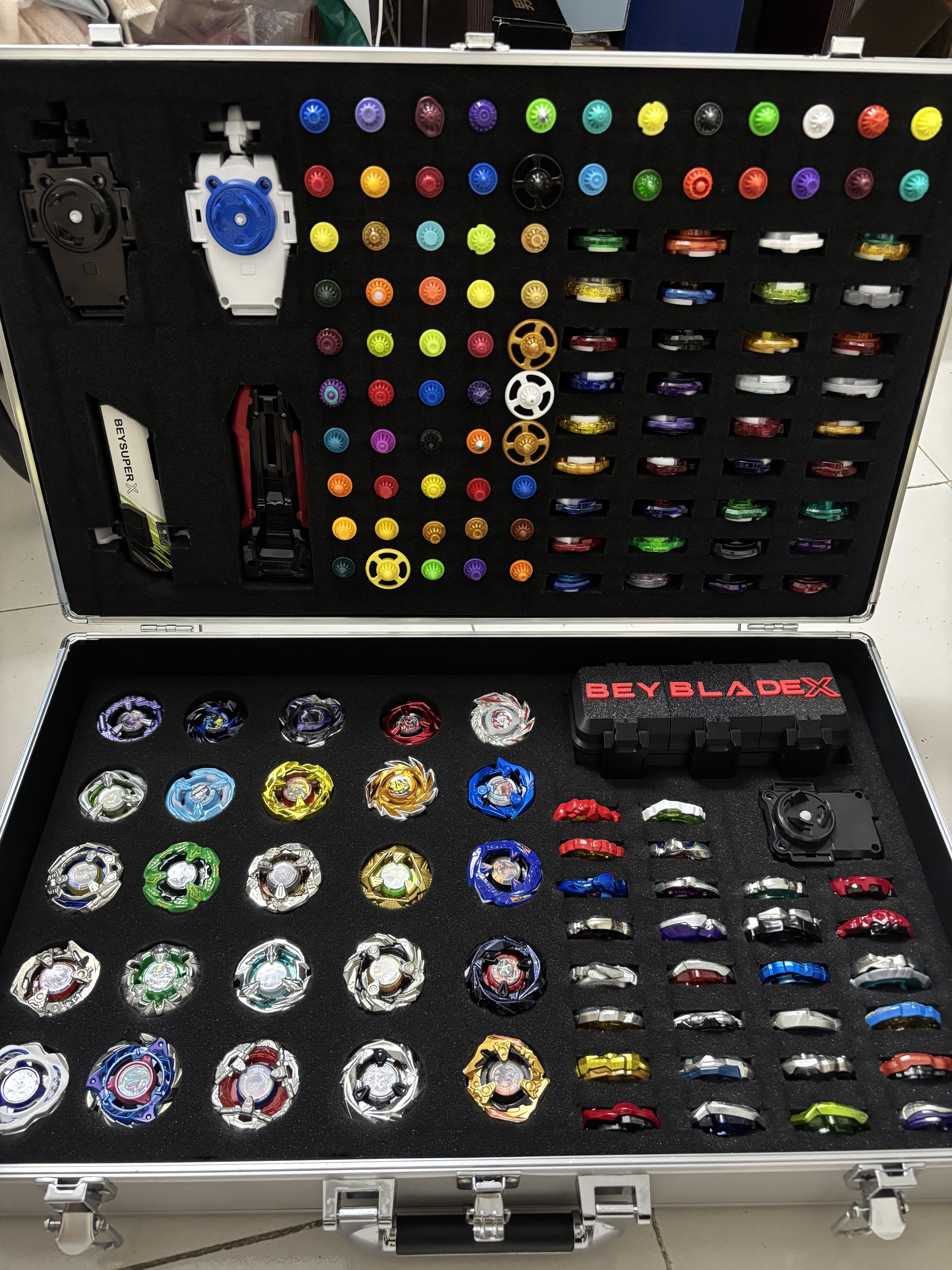 Beyblade Saxlama Qutusu — BBX Uyğun Kolleksiya Qabı