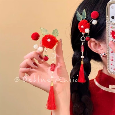 「踏雪寻梅」新年红绒花流苏发夹