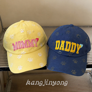 活力黄MOMMY藏蓝DADDY字母刺绣软顶遮阳帽温柔撞色猫狗爪印鸭舌帽