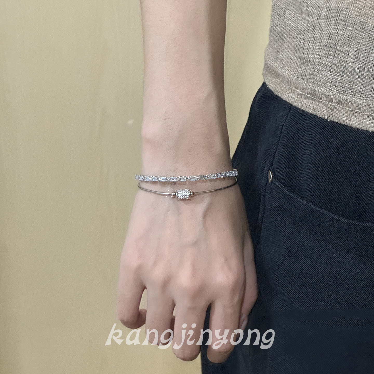 精致锆石圆花爱心双层开口手镯女