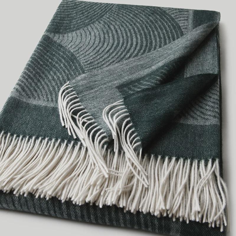 圆弧双面提花羊毛毯子空调披肩盖毯居家毯保暖旅行毯秋冬季沙发毯