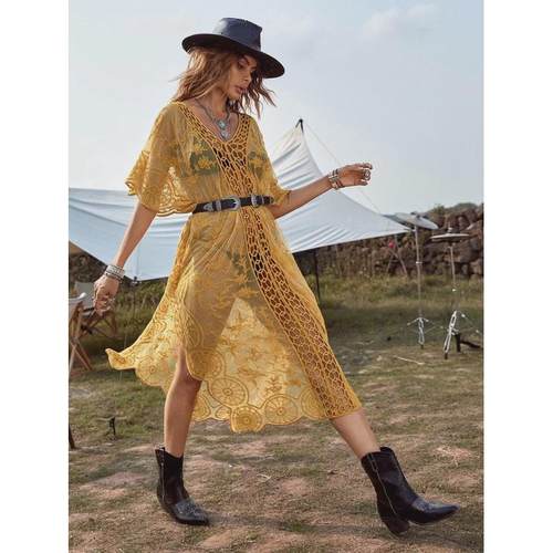 欧美ins风格内搭遮肉沙滩罩衫钩花镂空蕾丝款度假长袍防晒沙滩裙