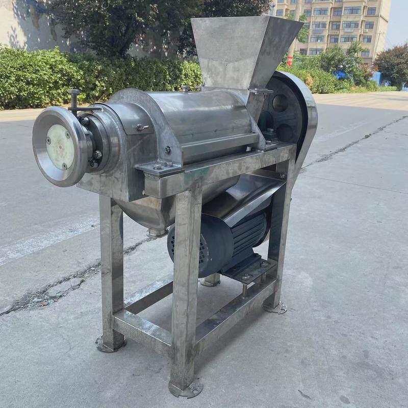 芹菜挤压打汁机时产1.5吨挤压渣汁分离打汁机水果榨汁机