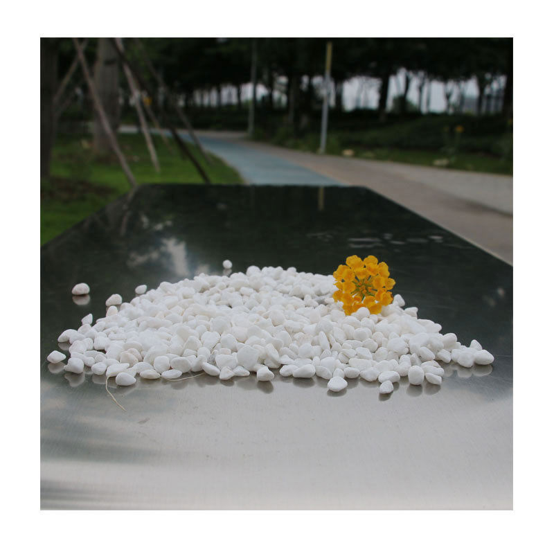 陕西白色鹅卵石彩色染色绘画小石头图片水冲鹅天然春石多少钱一吨