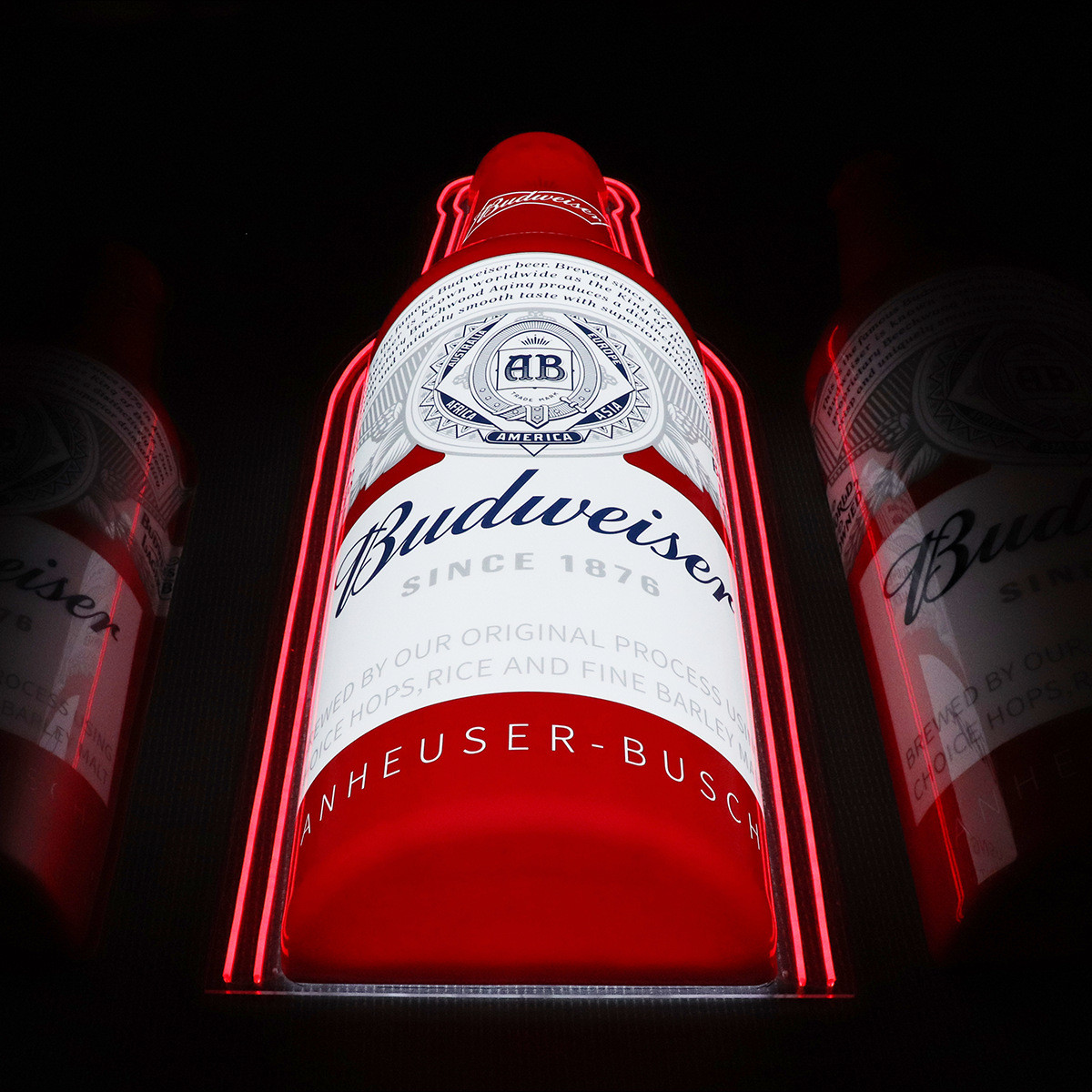 红色亚克力吸塑发光酒瓶三维立体吸塑瓶子制作abs厚片吸塑logo