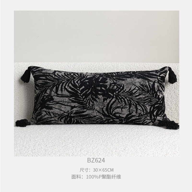 法式轻奢黑腰枕高级红复古抱枕沙发客厅长条枕样板间卧室床头靠垫