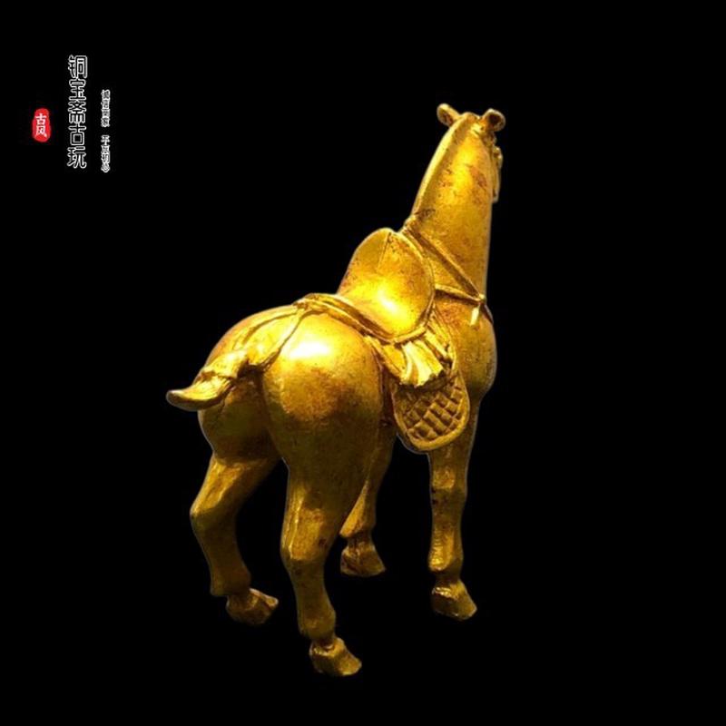 古玩铜器收藏实心铜镀金唐马战马骏马带马鞍小马驹铜马生肖马摆件