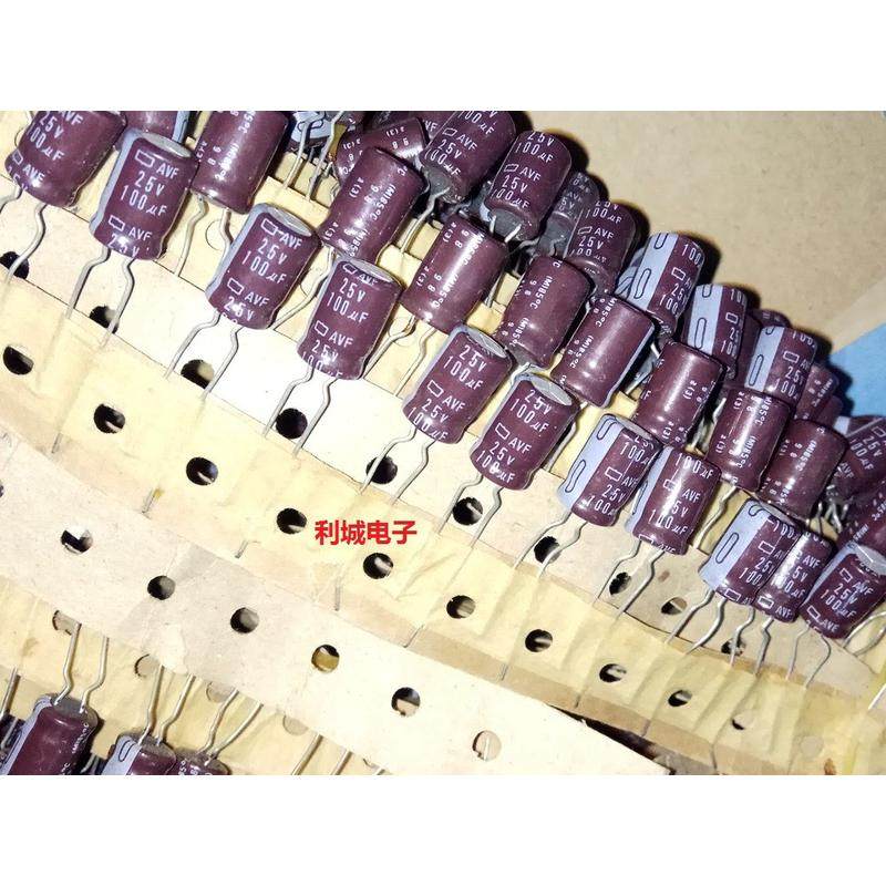 日本黑金刚 化工 AVF 25V100UF 铜脚 早期 绝版 靓声音频电解电容