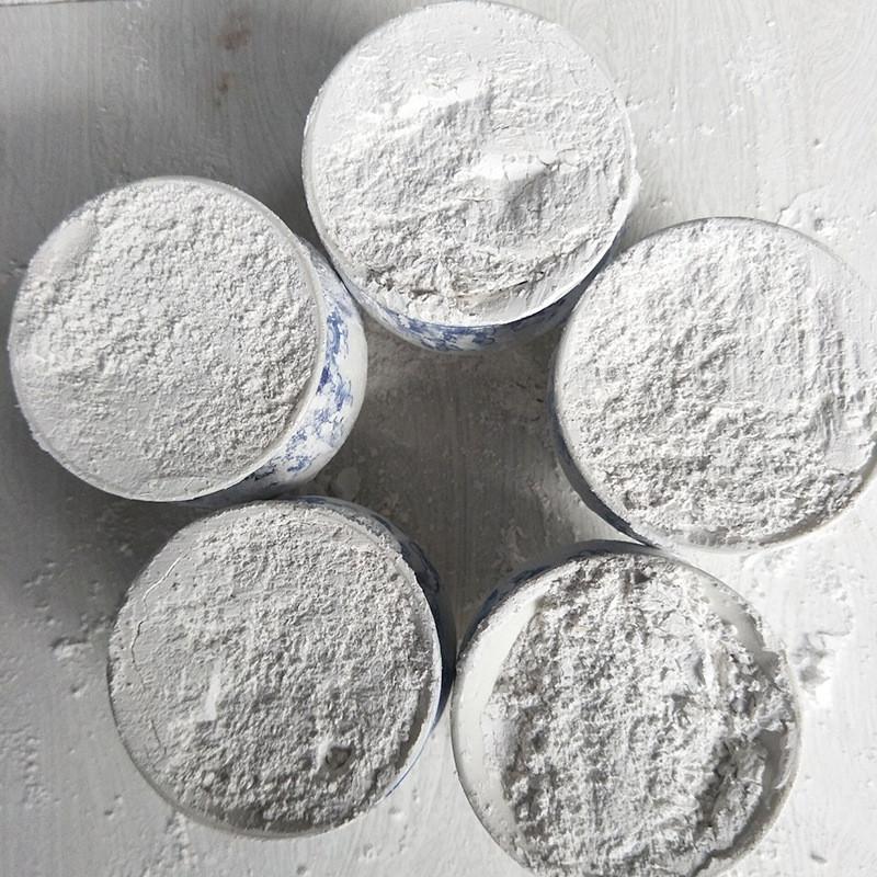 厂家直供高白水性膨润土涂料用高粘度钻井泥浆用膨润型号齐全