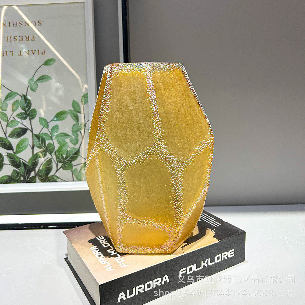 轻奢高级感磨刻琉璃花瓶样板间会议室插花美式摆件插花器高级装饰