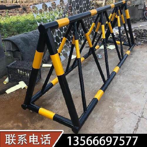 围栏栅栏杆铁质加油站移动路障拒马护栏带刺巨马电线杆马栏杆