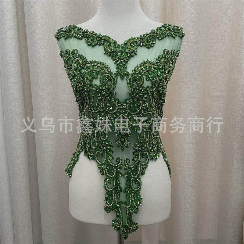 2024网纱厂家直销女士服饰年水钻刺绣胸贴补丁服装辅料