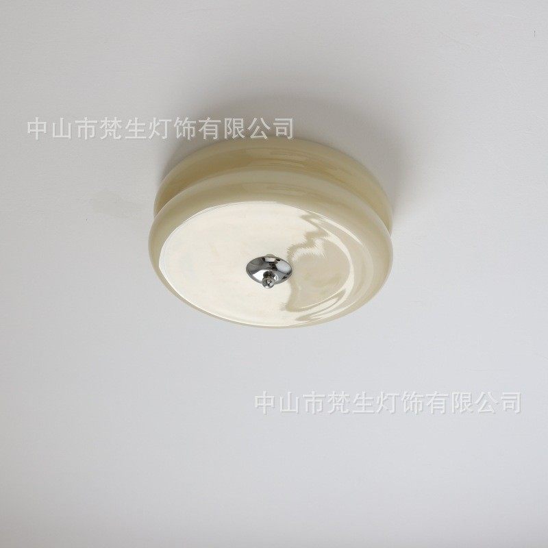 北欧简约白色玻璃灯具中古现代法式客厅浪漫轻奢书房卧室吸顶灯