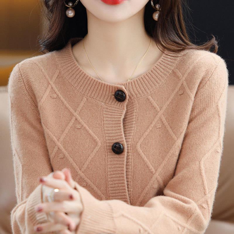 胖mm大码女装圆领羊毛衫短款百搭开衫上衣春秋韩版宽松针织衫外套