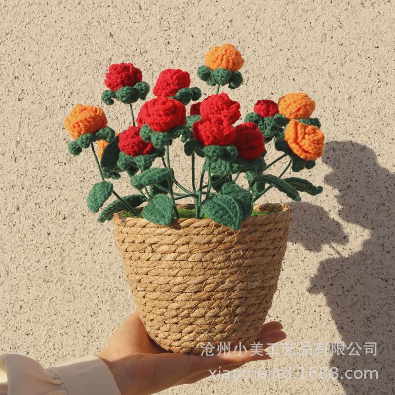 纯手工编织工艺品手钩盆栽手钩玫瑰花钩花家居摆设电脑办公桌摆设