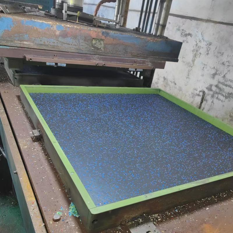 健身房专用地垫1米大面积力量区减震缓冲地垫室内健身房橡胶地板